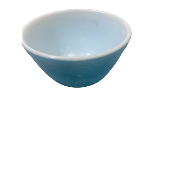 Pyrex Small Blue Mixing Bowl Classic Round Glass Ovenproof and Microwave - Picture 1 of 5
